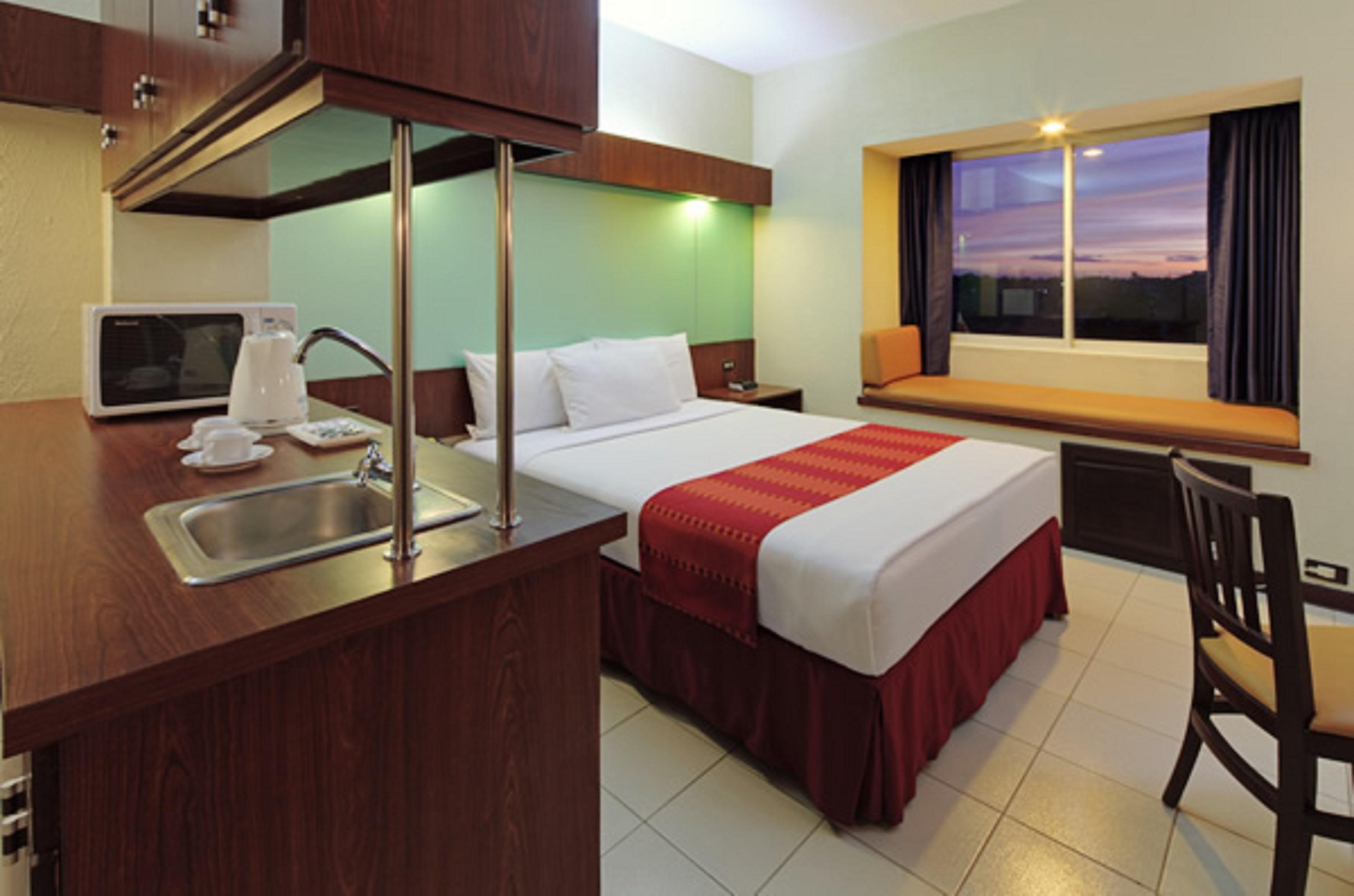 Microtel By Wyndham Eagle Ridge General Trias  Εξωτερικό φωτογραφία
