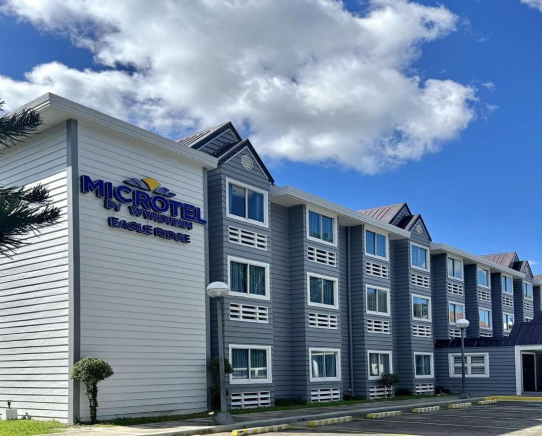 Microtel By Wyndham Eagle Ridge General Trias  Εξωτερικό φωτογραφία