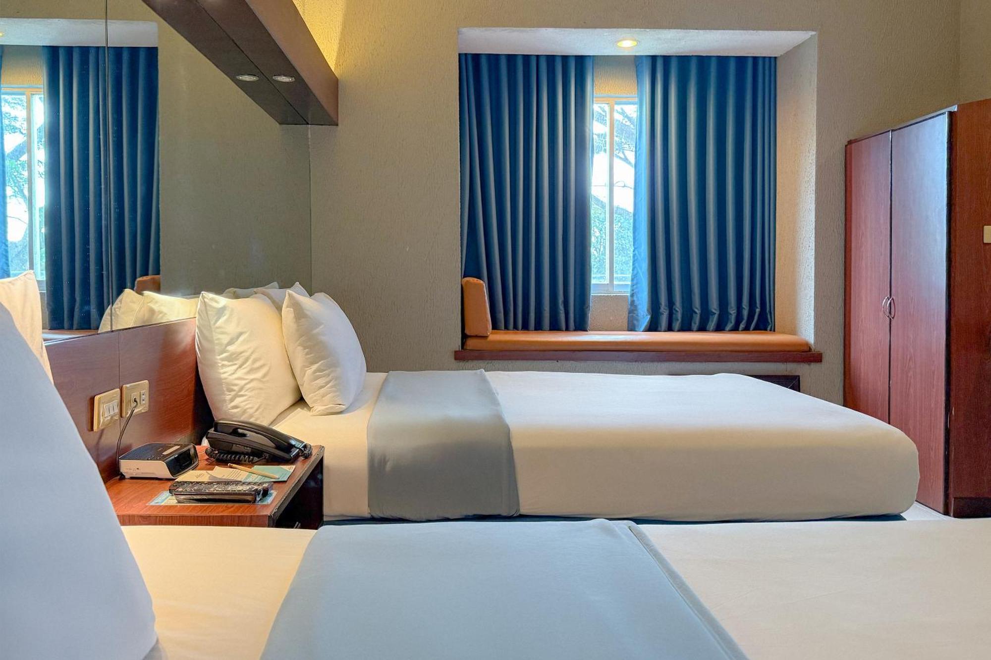 Microtel By Wyndham Eagle Ridge General Trias  Εξωτερικό φωτογραφία