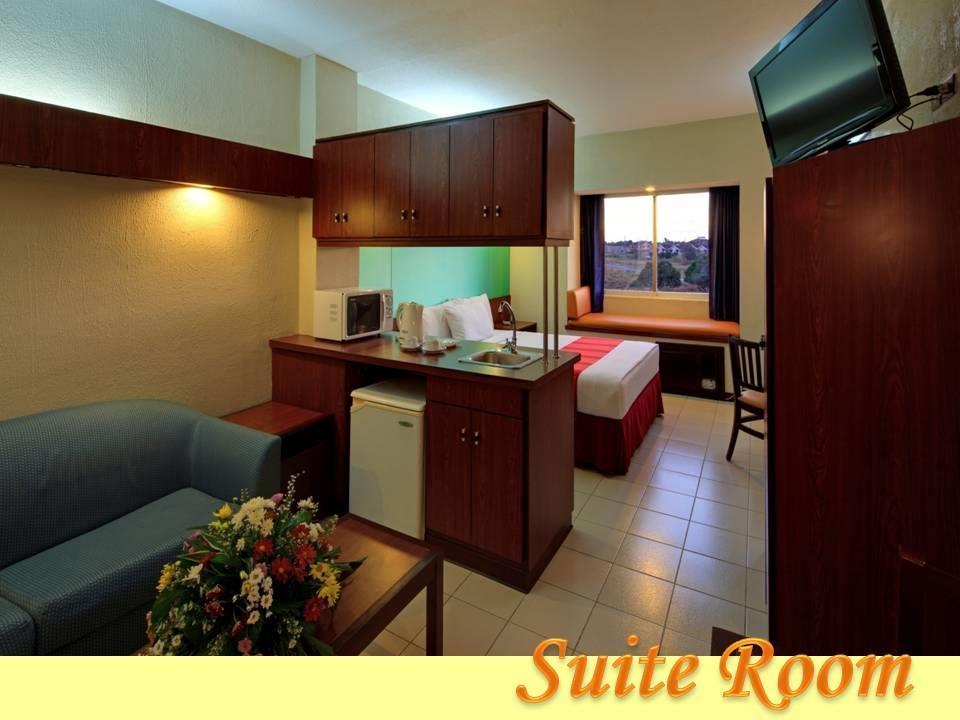 Microtel By Wyndham Eagle Ridge General Trias  Εξωτερικό φωτογραφία